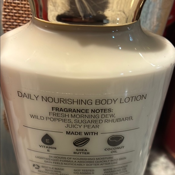 Bath & Body Works Poppy Shower Gel, Mist, and Lotion Set - Red and White - Picture 3 of 3